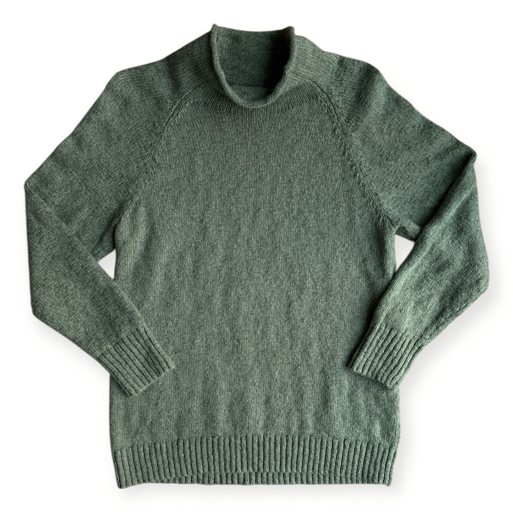 LL Bean Women’s Rolled Neck Sweater Size Large Cotton Ragg Funnelneck Pullover